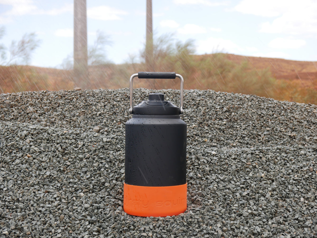 How Much Water Should You Carry on a Hot Worksite?