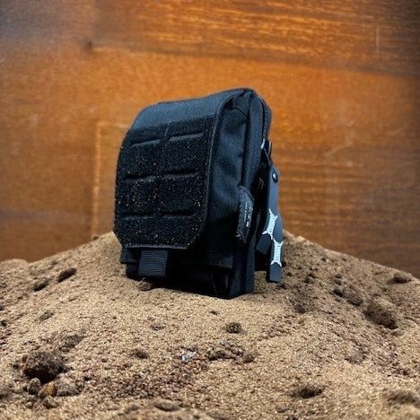 Molle Pouch – Thirsty Squirrel